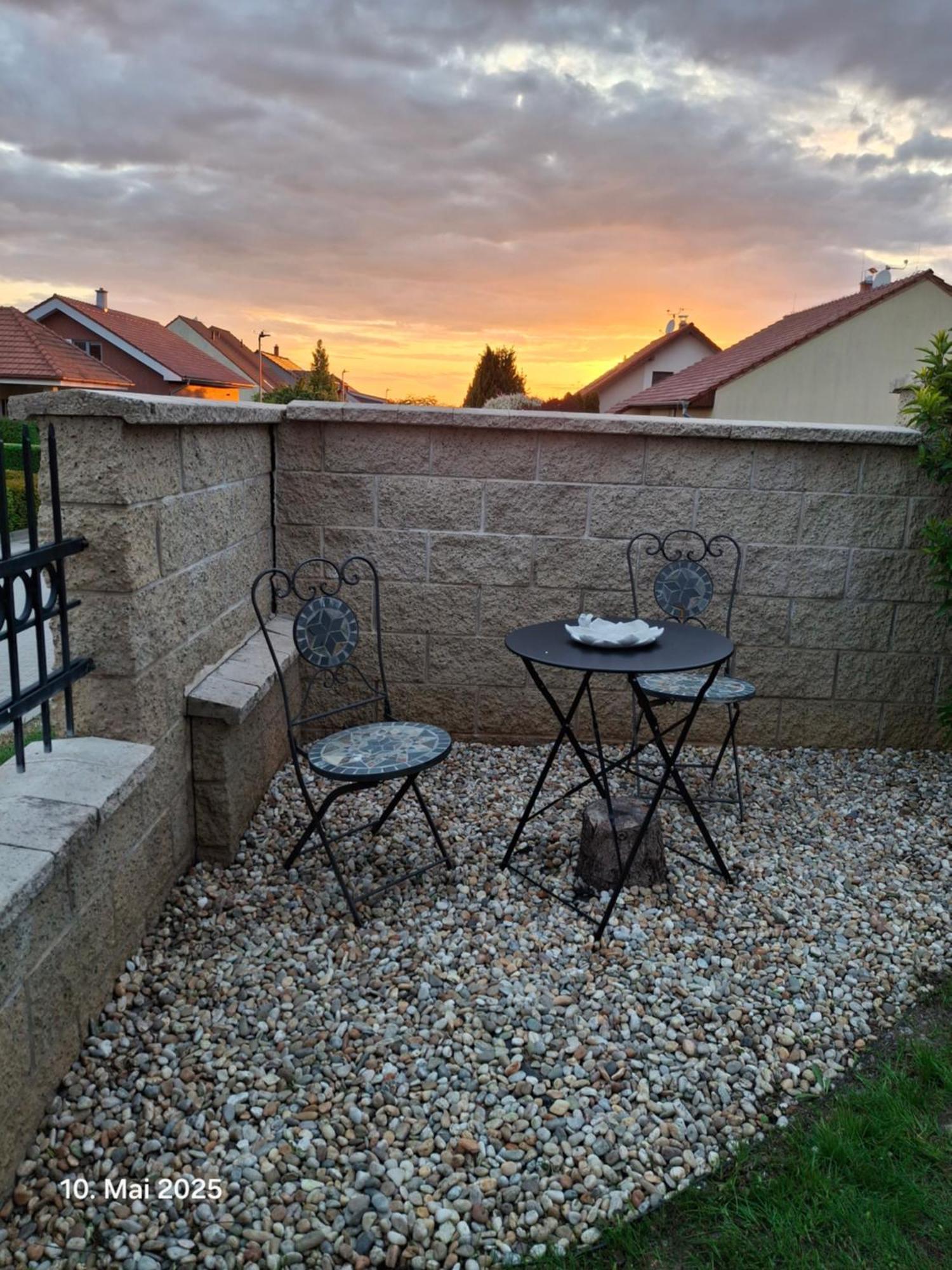 Apartman Mikulov Exterior foto